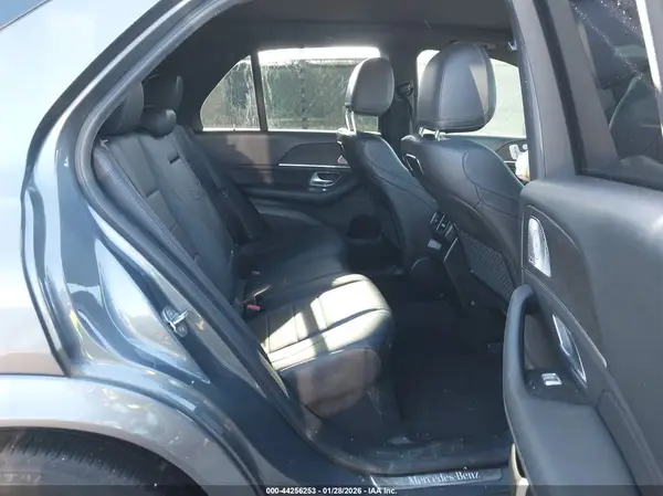 4JGFB4KB7LA240649 2020 MERCEDES-BENZ GLE - Image 8