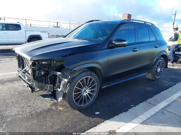 4JGFB4KB7NA808689 2022 MERCEDES-BENZ GLE - Image 2