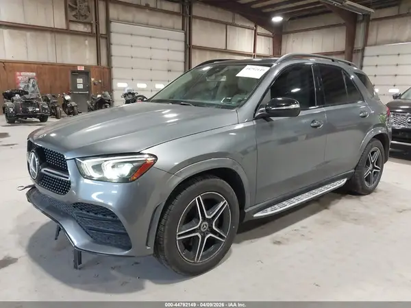 4JGFB4KB8LA007914 2020 MERCEDES-BENZ GLE - Image 2