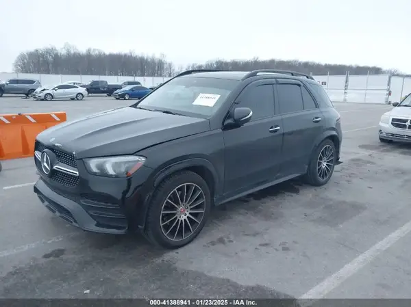4JGFB4KB8LA076828 2020 MERCEDES-BENZ GLE - Image 2