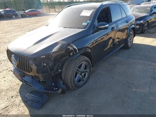 4JGFB4KB8LA078725 2020 MERCEDES-BENZ GLE - Image 2