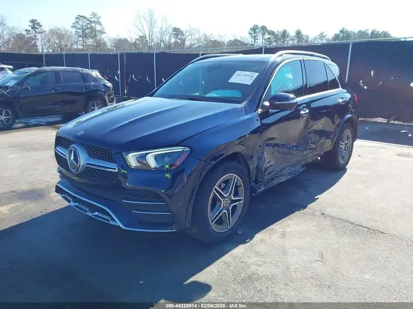 4JGFB4KB8MA329079 2021 MERCEDES-BENZ GLE - Image 2