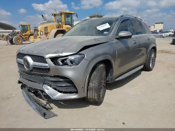 4JGFB4KB8MA483940 2021 MERCEDES-BENZ GLE - Image 2