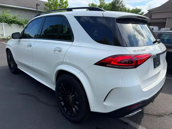 4JGFB4KB8NA597776 2022 MERCEDES-BENZ GLE - Image 2