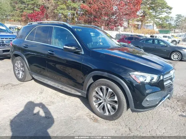 4JGFB4KB8NA723621 2022 MERCEDES-BENZ GLE - Image 1