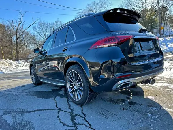 4JGFB4KB9MA573677 2021 MERCEDES-BENZ GLE - Image 2
