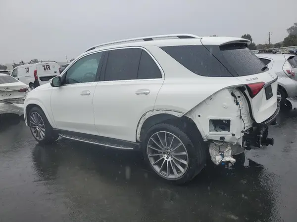 4JGFB4KB9NA659914 2022 MERCEDES-BENZ GLE - Image 2