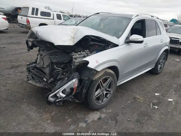 4JGFB4KBXLA039585 2020 MERCEDES-BENZ GLE - Image 2