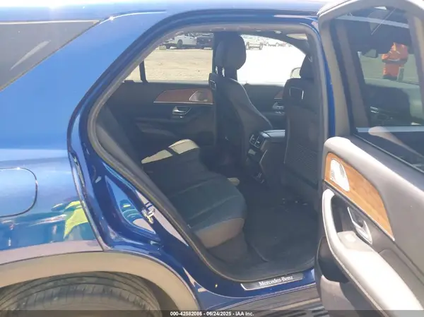4JGFB4KBXLA237762 2020 MERCEDES-BENZ GLE - Image 8