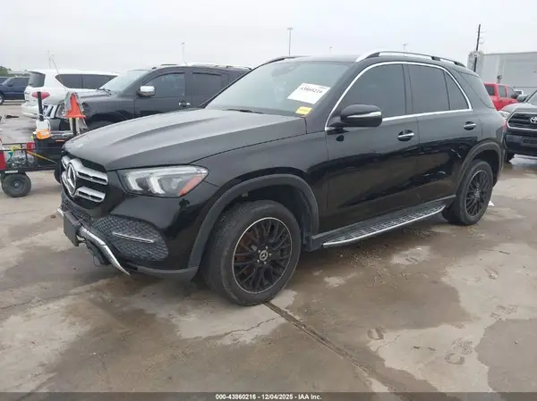 4JGFB4KE7LA033365 2020 MERCEDES-BENZ GLE - Image 2