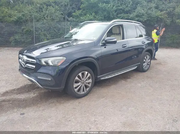 4JGFB4KE7LA034161 2020 MERCEDES-BENZ GLE - Image 2