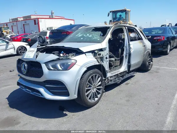 4JGFB4KE7LA145910 2020 MERCEDES-BENZ GLE - Image 2