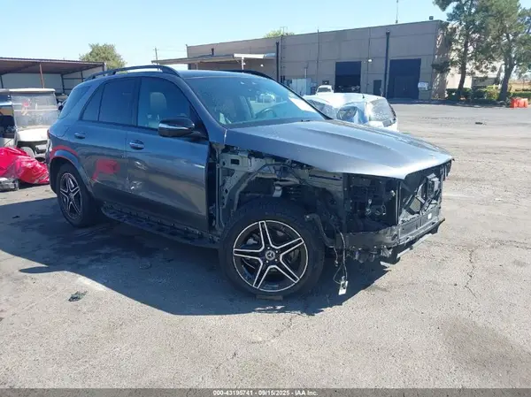 4JGFB4KE8NA669117 2022 MERCEDES-BENZ GLE - Image 1