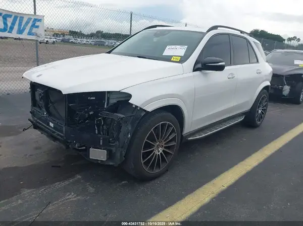 4JGFB4KE9LA034243 2020 MERCEDES-BENZ GLE - Image 2