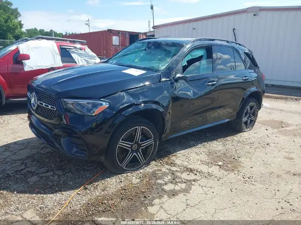 4JGFB5KB1SB324514 2025 MERCEDES-BENZ GLE - Image 2