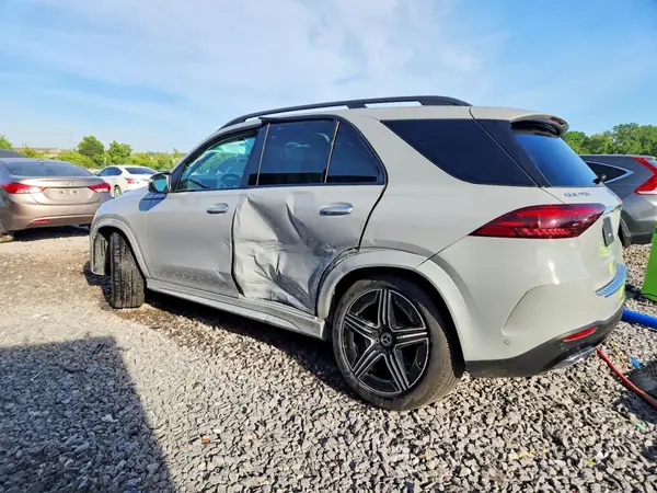 4JGFB5KB1SB454440 2025 MERCEDES-BENZ GLE - Image 2