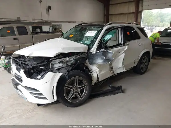 4JGFB5KB2MA576734 2021 MERCEDES-BENZ GLE - Image 2
