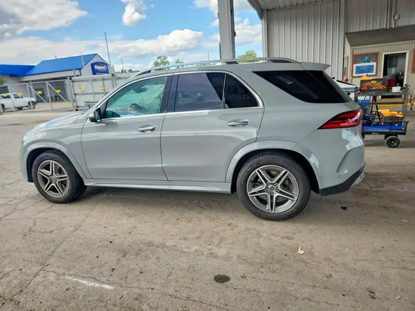 4JGFB5KB2RB176089 2024 MERCEDES-BENZ GLE - Image 2