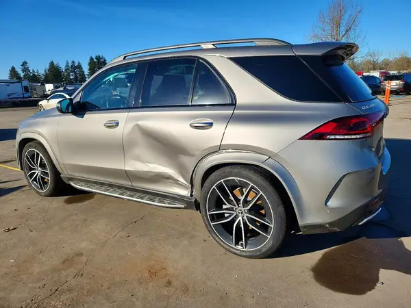 4JGFB5KB4NA775642 2022 MERCEDES-BENZ GLE - Image 2