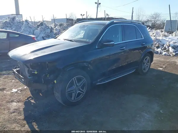 4JGFB5KB5RB179343 2024 MERCEDES-BENZ GLE - Image 2