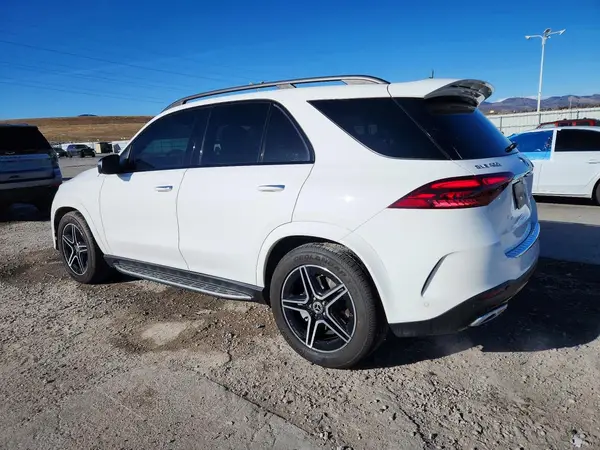 4JGFB5KB6RB034201 2024 MERCEDES-BENZ GLE - Image 2