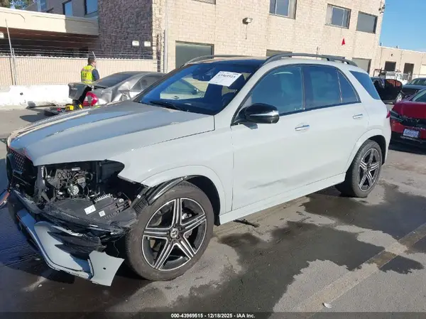 4JGFB5KB6RB135402 2024 MERCEDES-BENZ GLE - Image 2