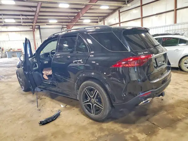 4JGFB5KB8TB559266 2026 MERCEDES-BENZ GLE - Image 2