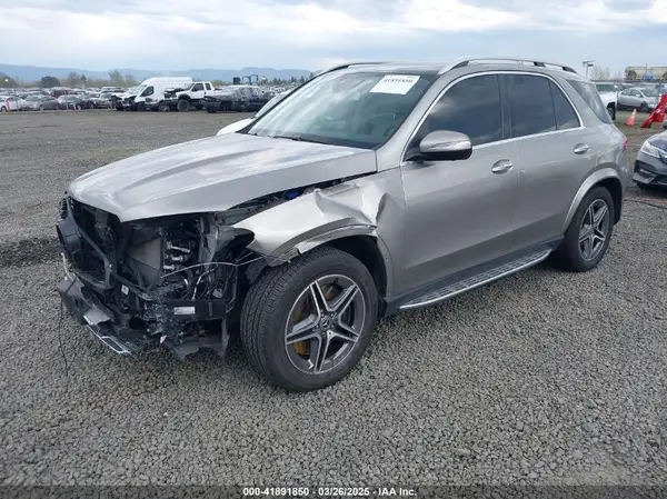 4JGFB5KE9LA021076 2020 MERCEDES-BENZ GLE - Image 2