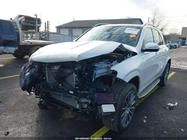 4JGFB8FB3RB108735 2024 MERCEDES-BENZ GLE - Image 2