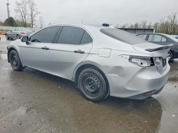 4T1A11AK4LU902621 2020 TOYOTA CAMRY - Image 2
