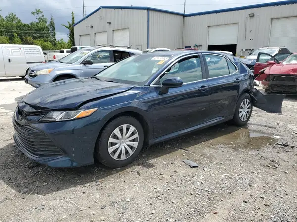 4T1A11AK7LU887161 2020 TOYOTA CAMRY - Image 1