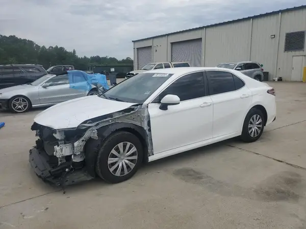 4T1A11AK9LU992798 2020 TOYOTA CAMRY - Image 1
