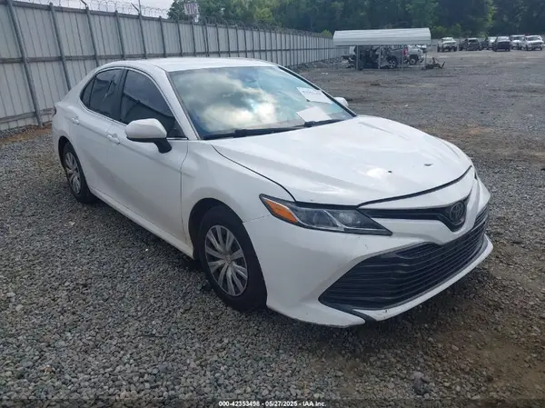 4T1A11AKXLU959793 2020 TOYOTA CAMRY - Image 1