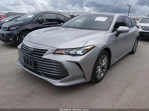 4T1AA1AB5MU004319 2021 TOYOTA AVALON - Image 2