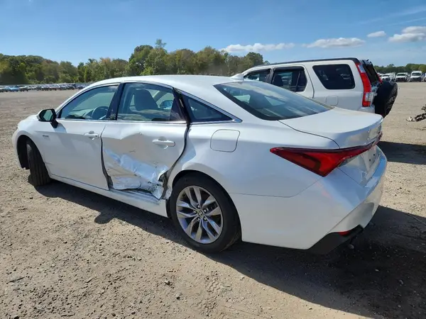 4T1AA1AB5MU007222 2021 TOYOTA AVALON - Image 2