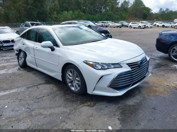4T1AA1AB8NU011587 2022 TOYOTA AVALON - Image 1
