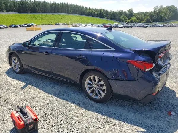 4T1AA1AB9MU003223 2021 TOYOTA AVALON - Image 2