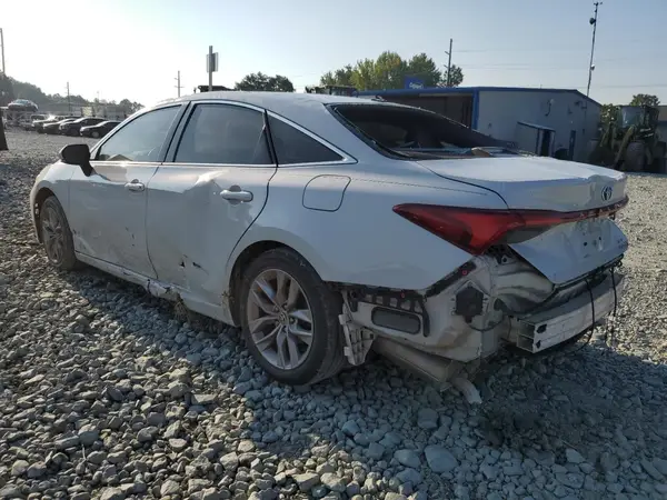 4T1AA1AB9NU012330 2022 TOYOTA AVALON - Image 2