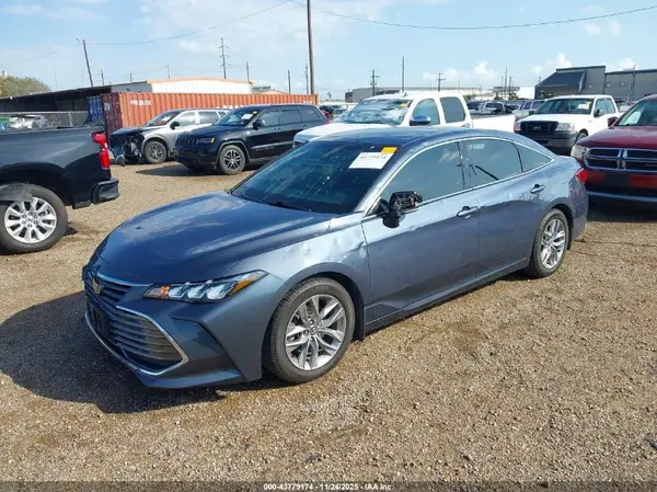 4T1AZ1FB0LU045151 2020 TOYOTA AVALON - Image 2