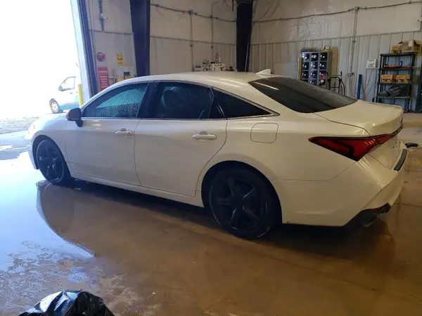 4T1AZ1FB0MU059536 2021 TOYOTA AVALON - Image 2
