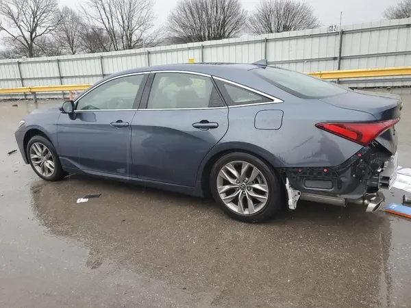 4T1AZ1FB1NU084186 2022 TOYOTA AVALON - Image 2