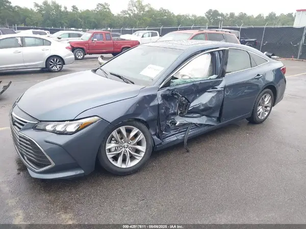 4T1AZ1FB1NU088660 2022 TOYOTA AVALON - Image 2