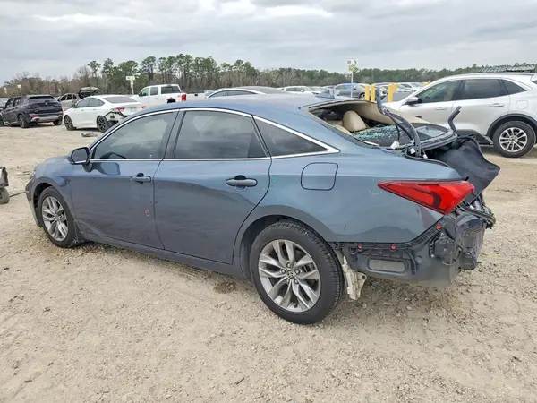 4T1AZ1FB2NU078266 2022 TOYOTA AVALON - Image 2