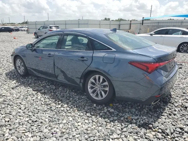 4T1AZ1FB2NU078378 2022 TOYOTA AVALON - Image 2