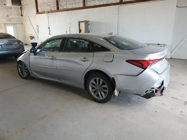 4T1AZ1FB4LU048621 2020 TOYOTA AVALON - Image 2