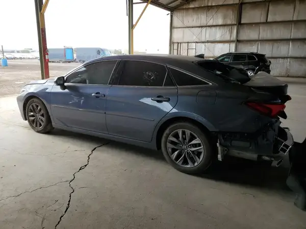 4T1AZ1FB5LU048224 2020 TOYOTA AVALON - Image 2