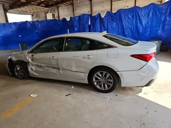 4T1AZ1FB5NU076656 2022 TOYOTA AVALON - Image 2
