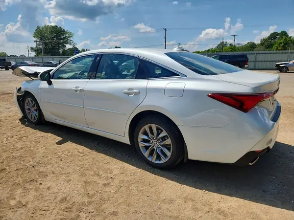 4T1AZ1FB5NU081887 2022 TOYOTA AVALON - Image 2