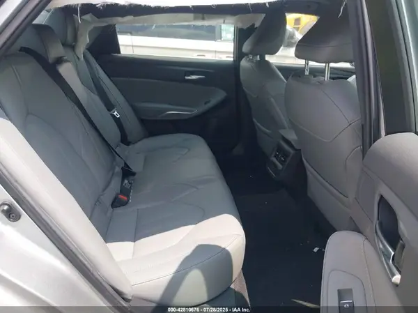 4T1AZ1FB6NU088752 2022 TOYOTA AVALON - Image 8