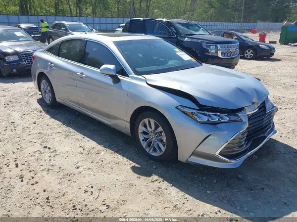 4T1AZ1FB8MU058733 2021 TOYOTA AVALON - Image 1